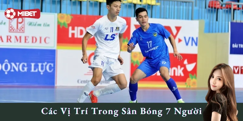 Các vị trí trong sân bóng 7 người - Tiền đạo